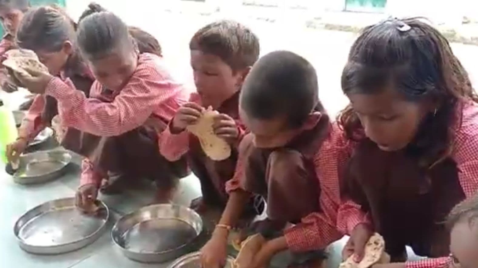 एडिटर्स गिल्ड ने कहा, पत्रकार पर दर्ज मुक़दमे वापस ले यूपी सरकार