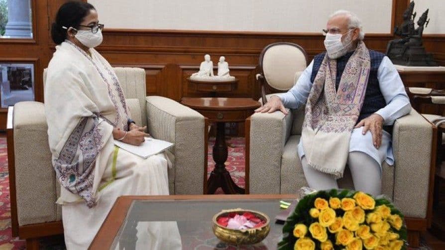 हज़ारों करोड़ की पीएम की घोषणा से पहले ममता का 5 समुदायों पर दाँव; बीजेपी को चुनौती