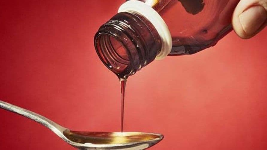 कफ सिरप से मौतेंः भारत के ड्रग रेगुलेटरी सिस्टम में सुधार क्यों ज़रूरी