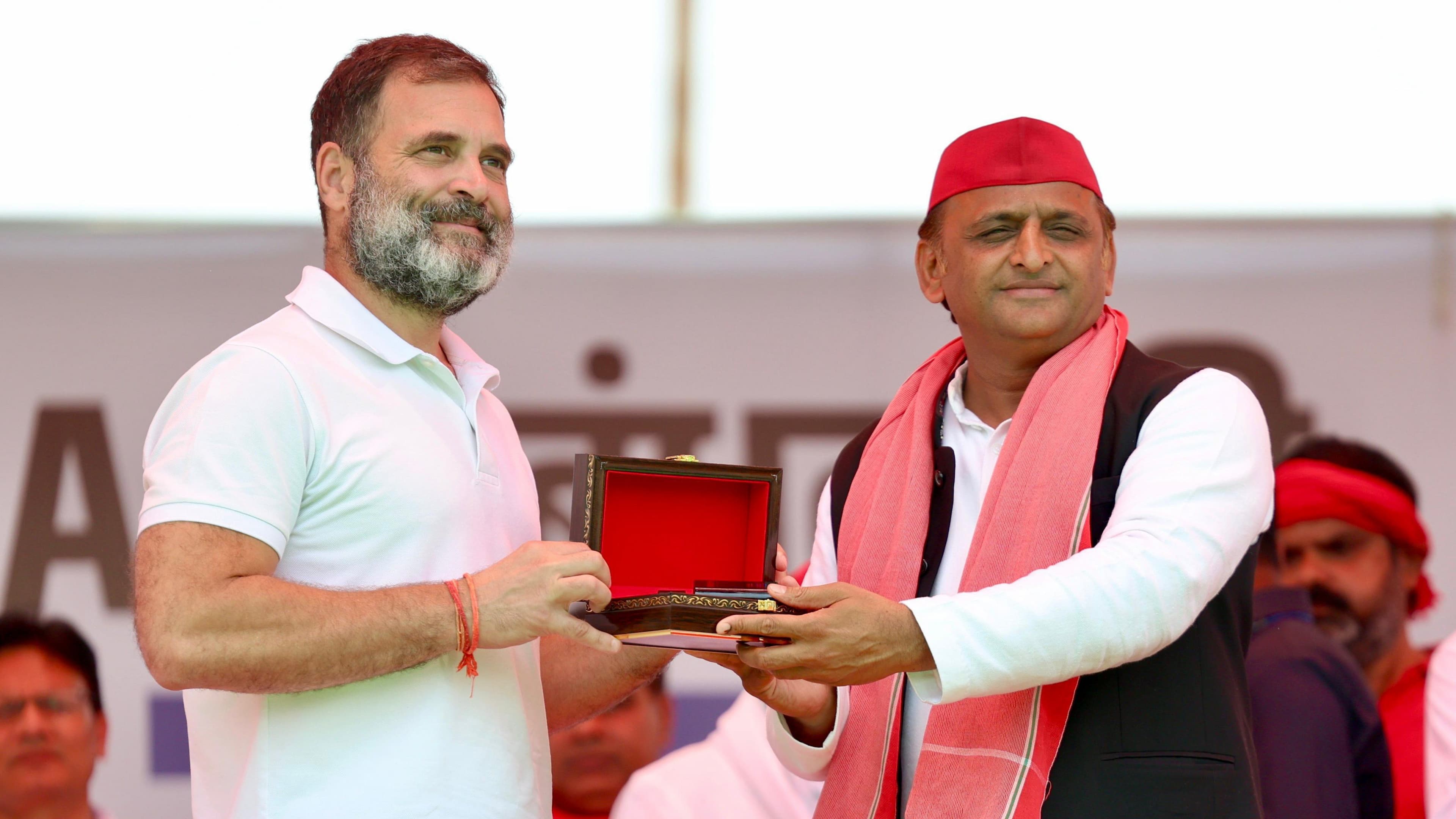 कांग्रेस-सपा सीट तालमेल बातचीत के बीच अखिलेश रायबरेली से ही PDA&nbsp;रथ यात्रा क्यों शुरू कर रहे हैं
