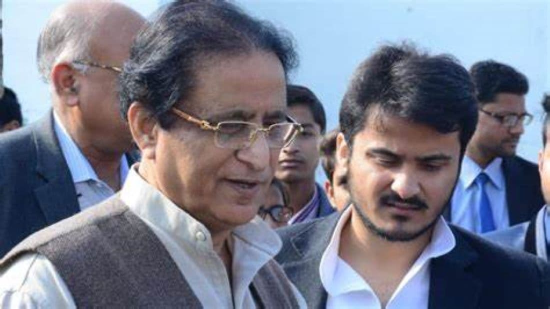 आजम ख़ान फिर जेल पहुँचे तो एक्स पर स्मृति ईरानी पर क्यों टूट पड़े लोग?