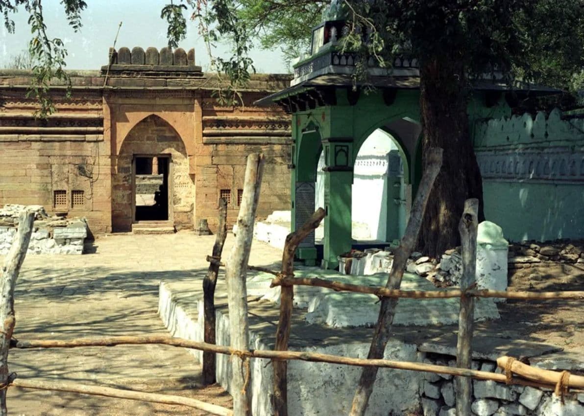 भोजशाला फैसला देने वाले जज के बेटे की सरकारी ‘नियुक्ति’, कांग्रेस भड़की
