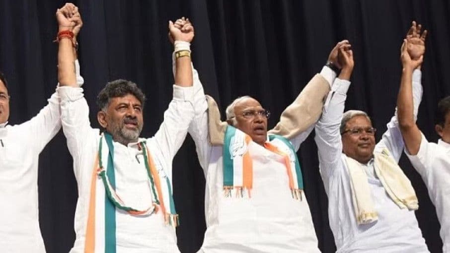 कर्नाटक संकट पर खड़गे बोले- सोनिया, राहुल और मैं मिलकर ठीक कर देंगे