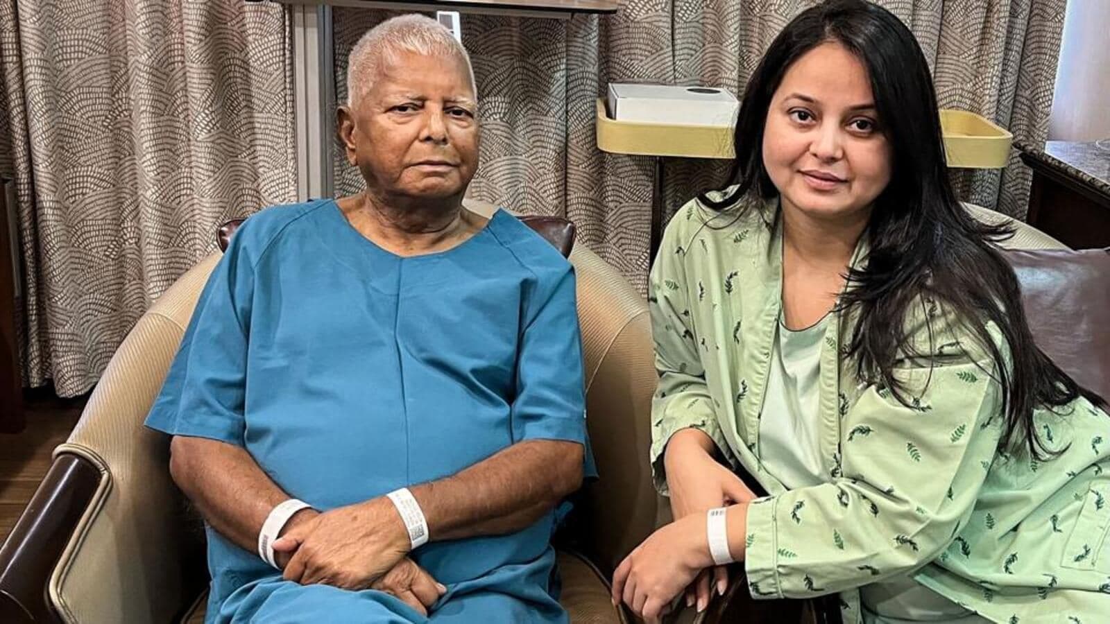 बिहार में चुनाव से पहले लालू परिवार में बेटी की बगावत, क्या चाहती हैं रोहिणी आचार्य?