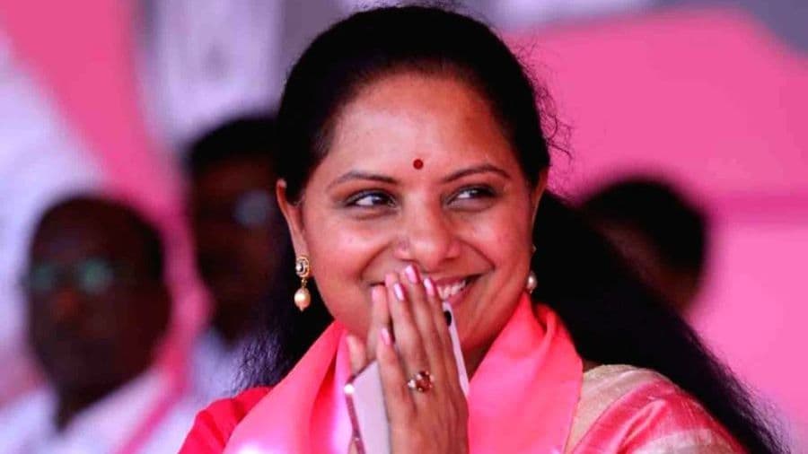 बीआरएस ने के. कविता को पार्टी से क्यों निलंबित किया? पार्टी में अंतर्कलह!