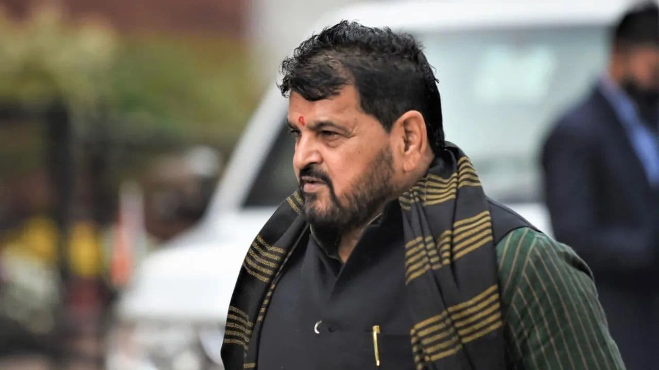 महिला पहलवानों के उत्पीड़न मामले में बीजेपी के पूर्व सांसद बृजभूषण शरण सिंह बरी