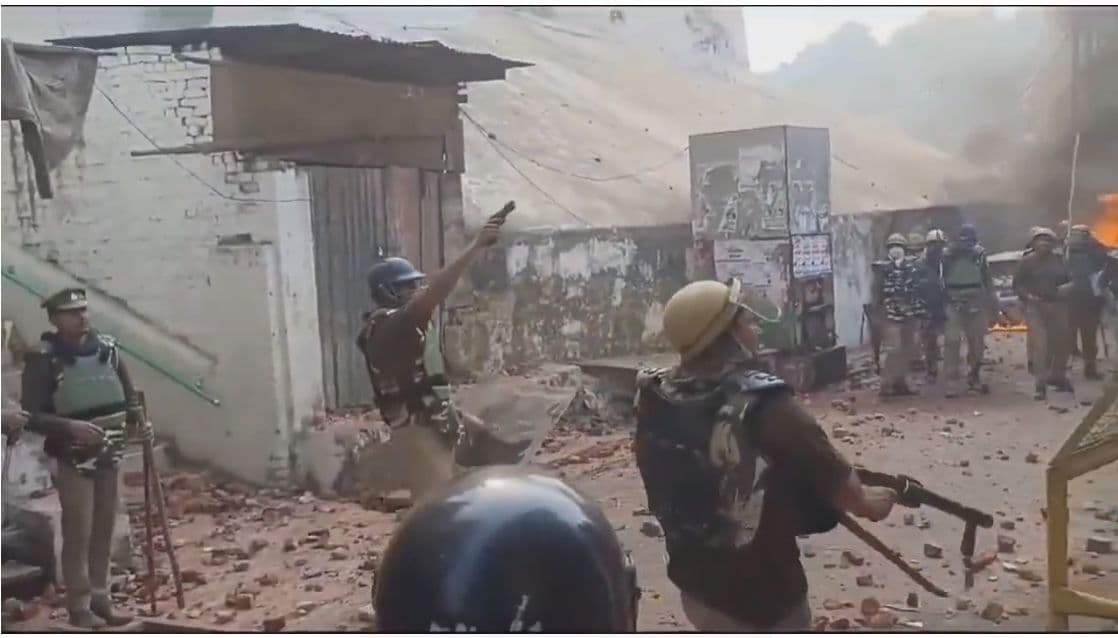 संभल में हिंसा कैसे हुईः जांच पैनल ने हिन्दू-मुस्लिम आबादी में बदलाव को जिम्मेदार बताया