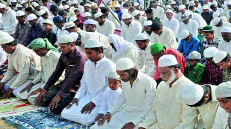 जावेद अख़्तर की समाज सुधार की चुनौती को स्वीकार करेंगे मुस्लिम बुद्धिजीवी?