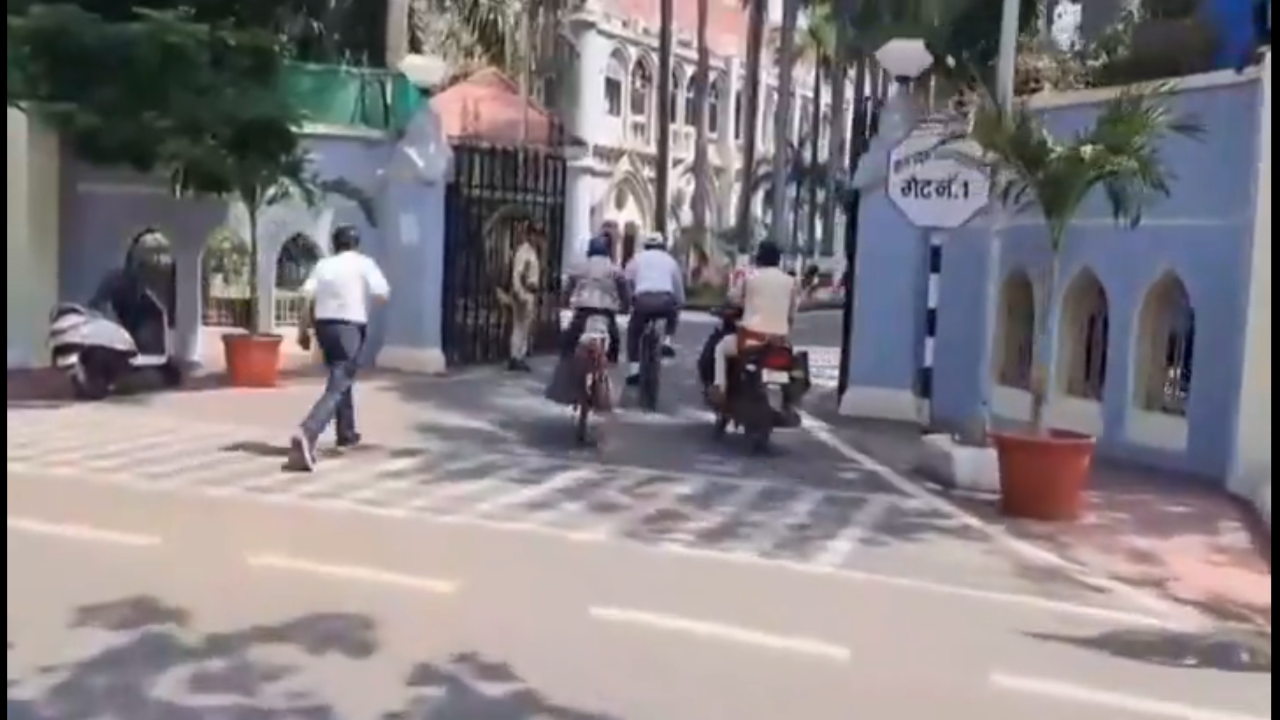 फिजूलखर्ची रोकने की मोदी अपील का जोरदार प्रचार, विपक्ष ने पूछा- चुनाव में कहां थे