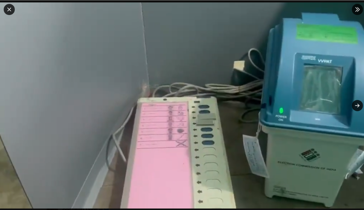 बंगालः ईवीएम बटन पर टेप, बीजेपी की शिकायत पर पुनर्मतदान होगा