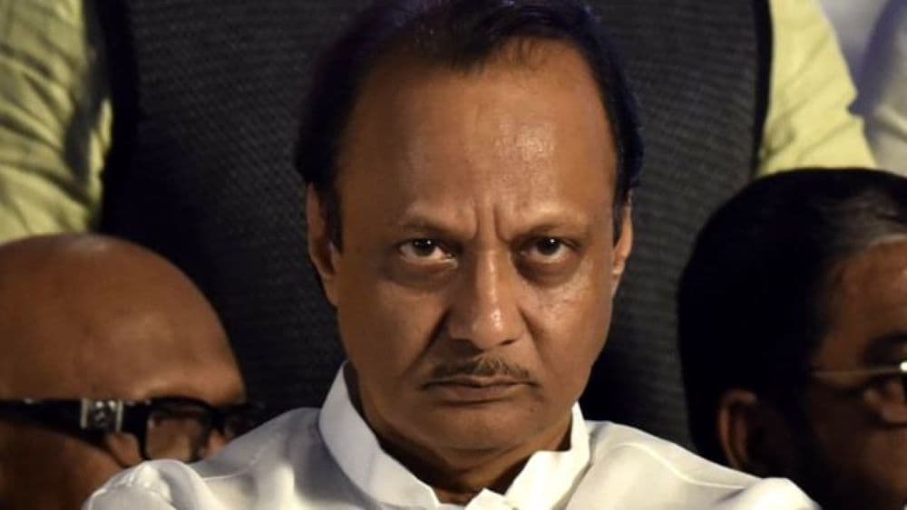 विवाद में फँसे तो अजित पवार बोले- पार्थ को सरकारी जमीन होने का पता नहीं था, लैंड डील रद्द विवाद में फँसे तो अजित पवार बोले- पार्थ को सरकारी जमीन होने का पता नहीं था, लैंड डील रद्द