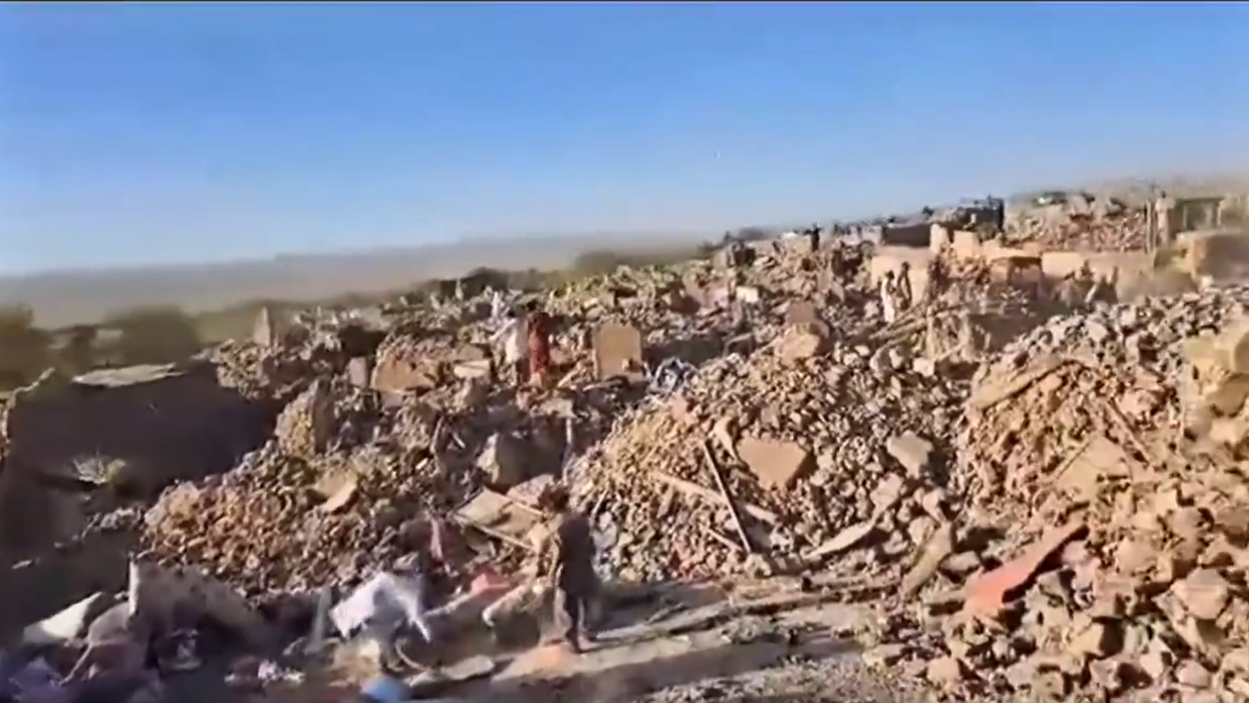 अफ़ग़ानिस्तान में भूकंप से तबाही, 800 मौतें, 2800 लोग घायल afghanistan earthquake
