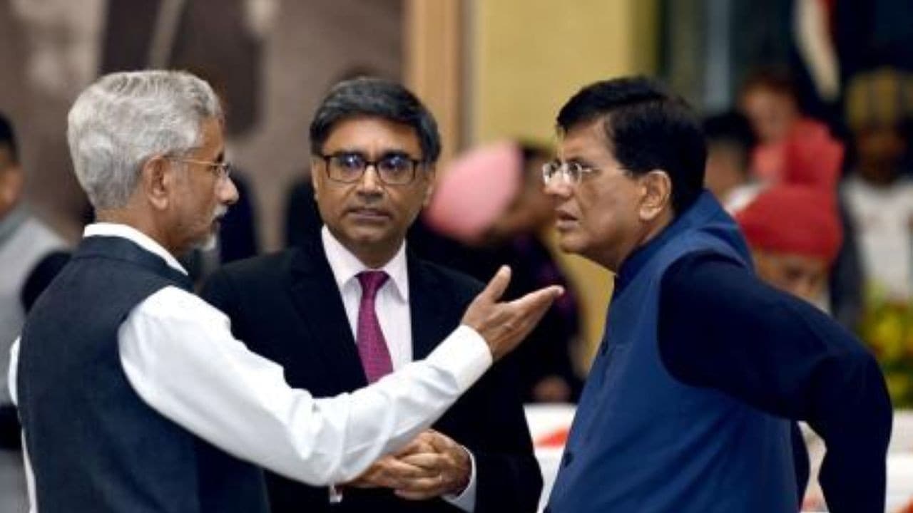 ट्रेड डीलः विदेश मंत्री जयशंकर को कुछ पता नहीं, लेकिन पूरे यूएस को सब पता है ट्रेड डीलः विदेश मंत्री जयशंकर को कुछ पता नहीं, लेकिन पूरे यूएस को सब पता है