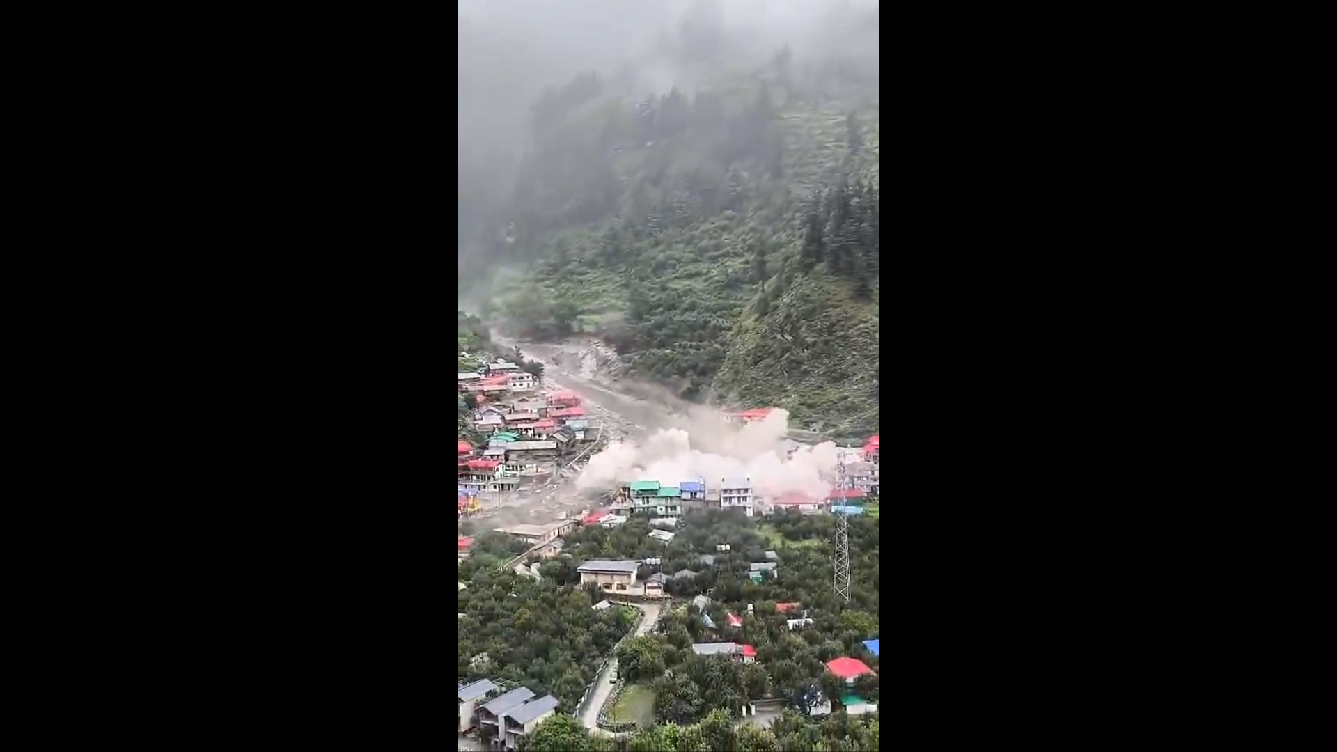 उत्तराखंड में क्यों फट रहे हैं बादल, उत्तरकाशी में भारी तबाही, कई मौतें, 50 से ज्यादा लापता उत्तराखंड में क्यों फट रहे हैं बादल, उत्तरकाशी में भारी तबाही, कई मौतें, 50 से ज्यादा लापता