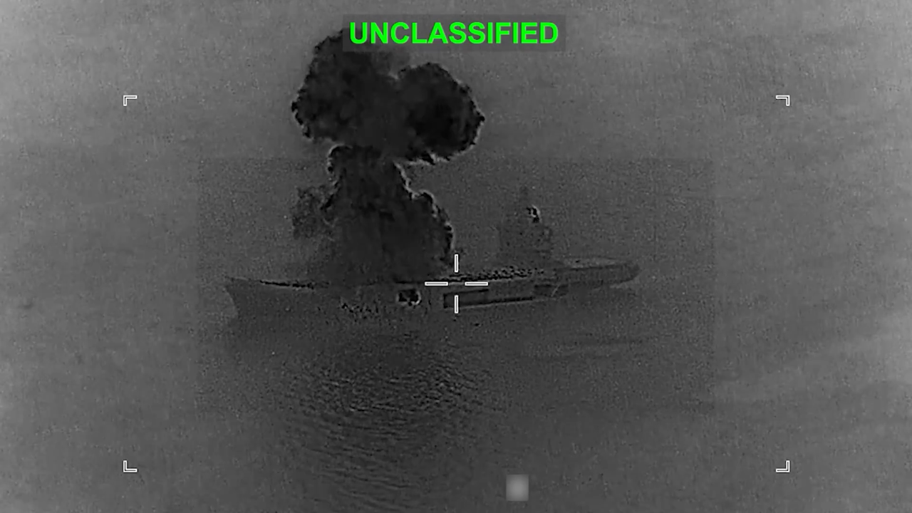 Live यूएस ने ईरानी ड्रोन वाहक पर हमला किया, तेहरान में रिहायशी बस्ती पर निशाना Live यूएस ने ईरानी ड्रोन वाहक पर हमला किया, तेहरान में रिहायशी बस्ती पर निशाना