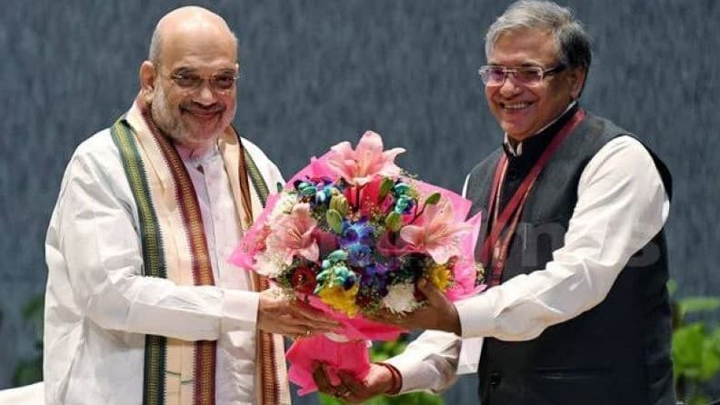 ज्ञानेश कुमार तो फँस गए हैं लेकिन क्या बीजेपी बच पाएगी? ज्ञानेश कुमार तो फँस गए हैं लेकिन क्या बीजेपी बच पाएगी?