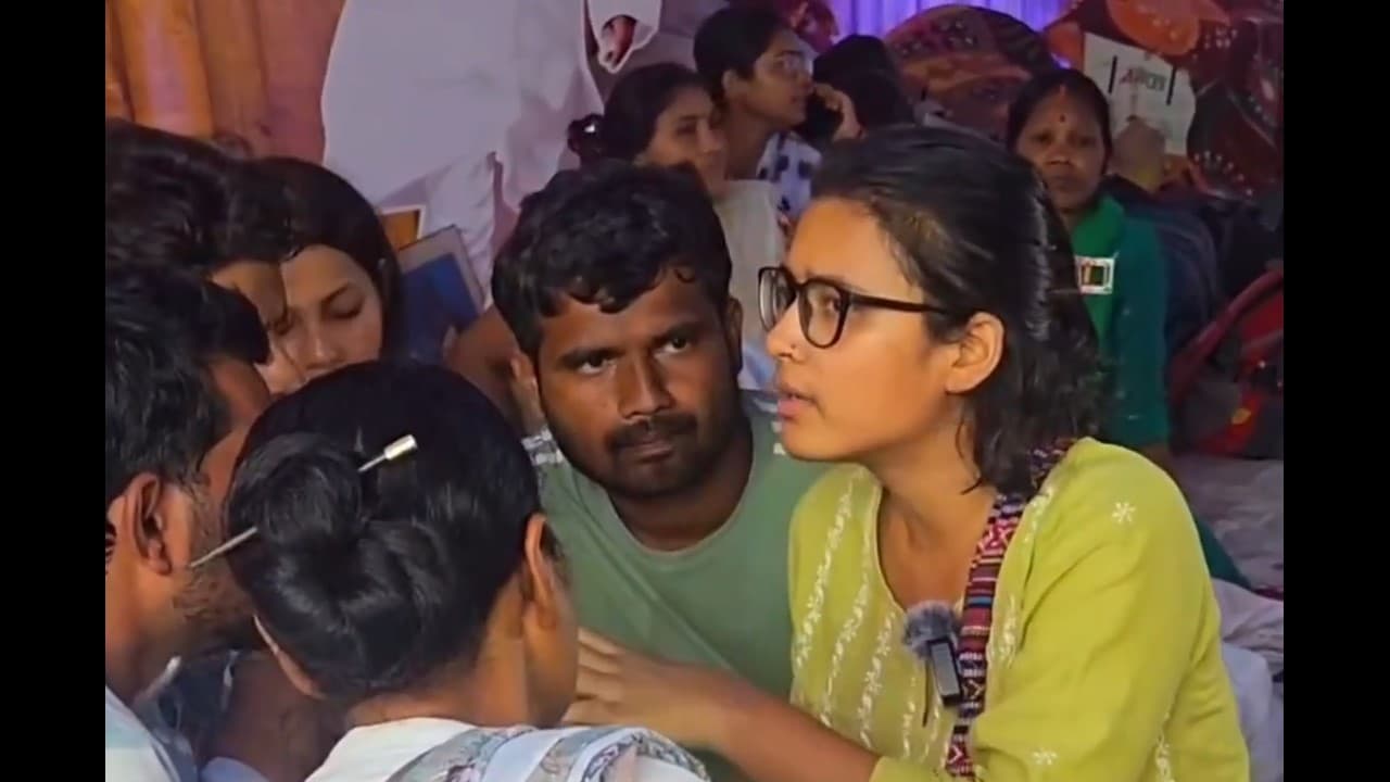 झारखंड आंदोलन के 14वें दिन तबीयत बिगड़ने पर छात्र अस्पताल में भर्ती; AISA भी हुई प्रोटेस्ट में शामिल झारखंड आंदोलन के 14वें दिन तबीयत बिगड़ने पर छात्र अस्पताल में भर्ती; AISA भी हुई प्रोटेस्ट में शामिल