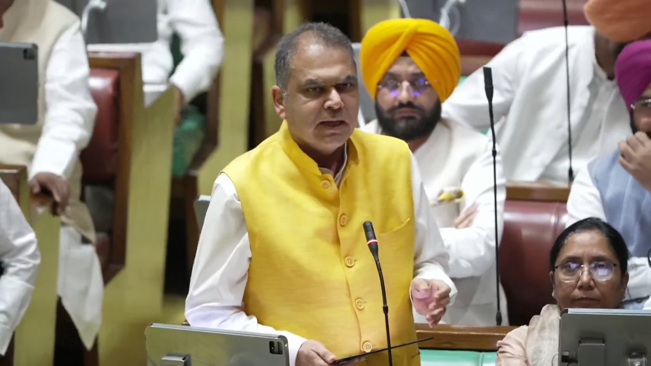पंजाब AAP अध्यक्ष और मंत्री संजीव अरोड़ा गिरफ्तार, ईडी के छापे पंजाब AAP अध्यक्ष और मंत्री संजीव अरोड़ा गिरफ्तार, ईडी के छापे