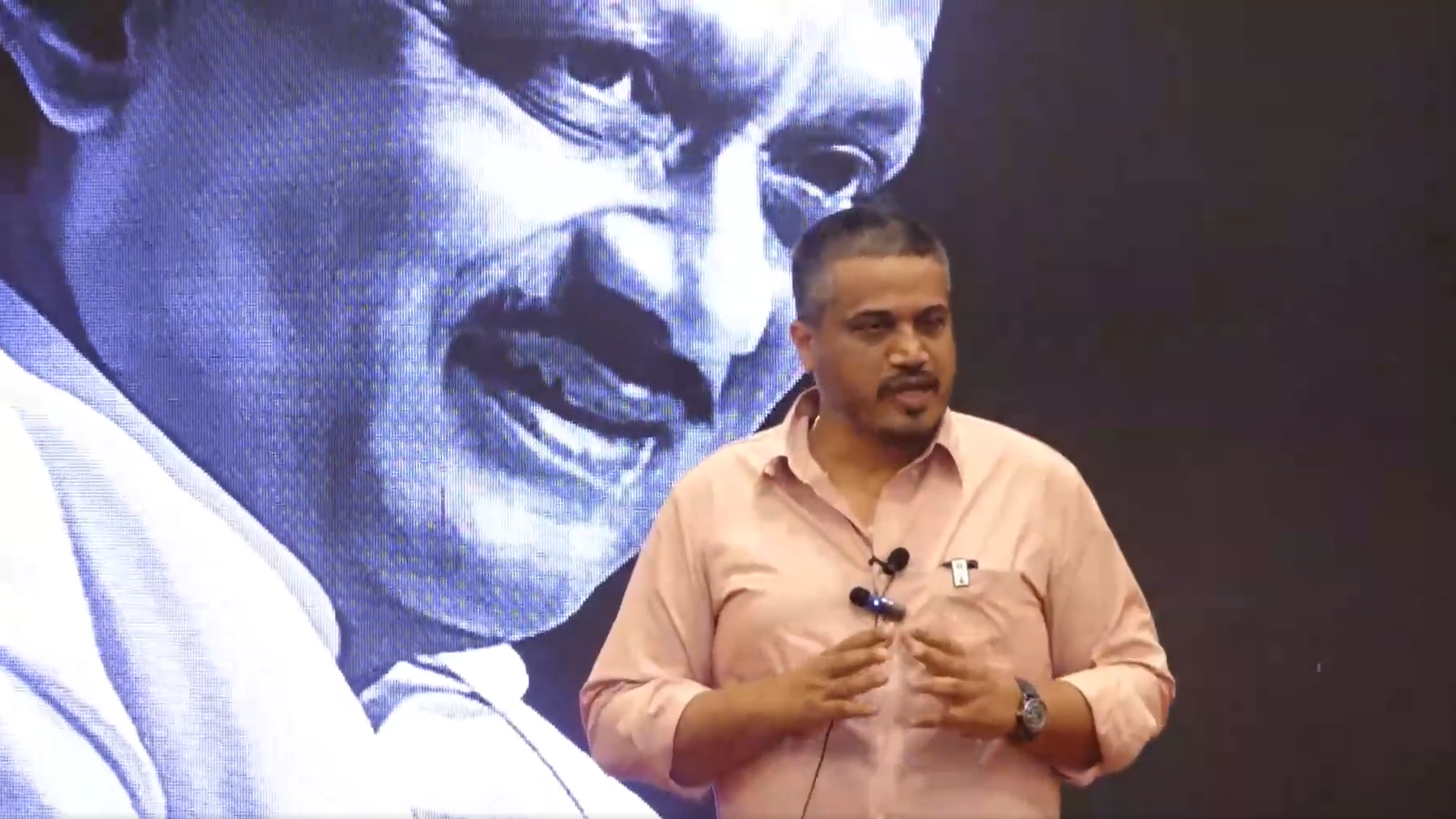 प्लेन क्रैश में अजित पवार की मौत 100% साजिश है: रोहित पवार प्लेन क्रैश में अजित पवार की मौत 100% साजिश है: रोहित पवार