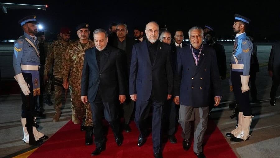 ईरान के अरागची, गालिबाफ इस्लामाबाद पहुंचे, कहा- शर्तें पूरी हुए बिना बात नहीं ईरान के अरागची, गालिबाफ इस्लामाबाद पहुंचे, कहा- शर्तें पूरी हुए बिना बात नहीं