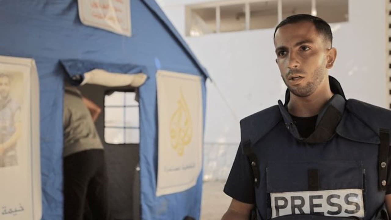 अल जज़ीरा के अनस अल-शरीफ समेत 5 पत्रकारों की इसराइल ने ग़ज़ा में हत्या की अल जज़ीरा के अनस अल-शरीफ समेत 5 पत्रकारों की इसराइल ने ग़ज़ा में हत्या की