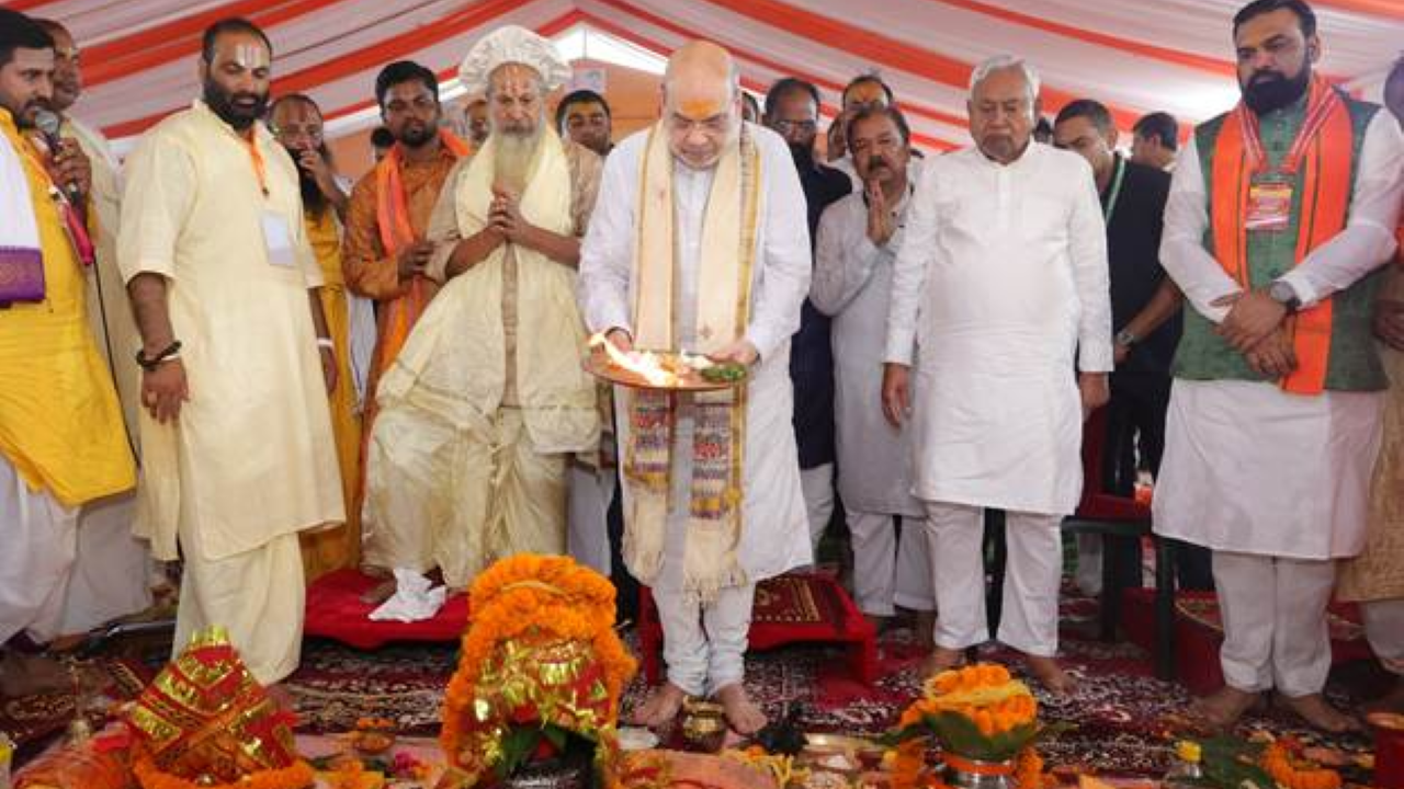 भारत क्या किसी एक धर्म के स्थल का निर्माण करा सकता है, संविधान के सिद्धांत कहां गए भारत क्या किसी एक धर्म के स्थल का निर्माण करा सकता है, संविधान के सिद्धांत कहां गए