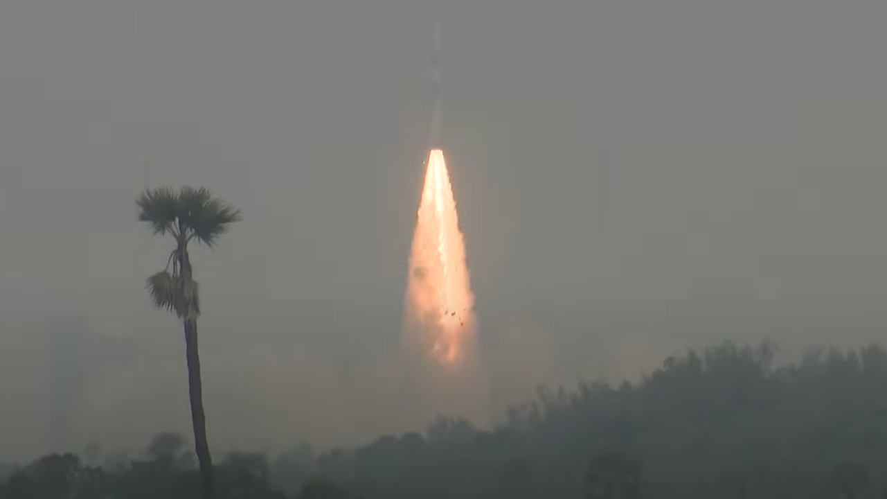इसरो की PSLV-C62 उड़ान विफल, 16 उपग्रह खोए; अंतरिक्ष अभियान को बड़ा झटका इसरो की PSLV-C62 उड़ान विफल, 16 उपग्रह खोए; अंतरिक्ष अभियान को बड़ा झटका