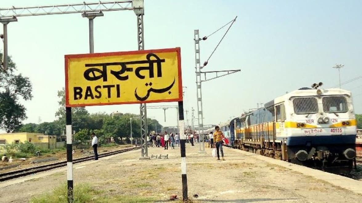 सांप्रदायिकता का बस्ती मॉडलः पत्रकार के परिवार को नहीं छोड़ा सांप्रदायिकता का बस्ती मॉडलः पत्रकार के परिवार को नहीं छोड़ा