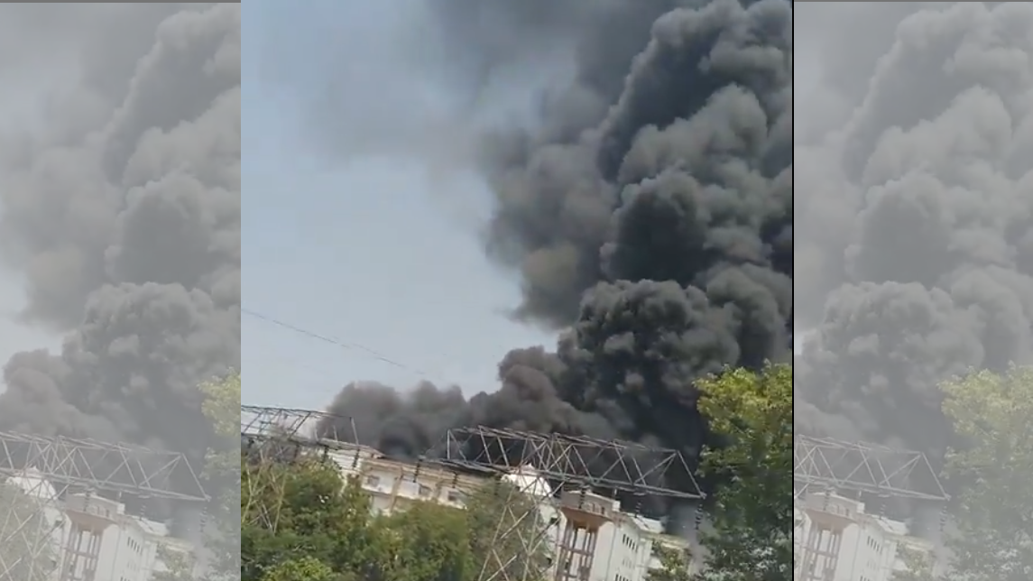 एयर इंडिया विमान दुर्घटना: पायलट ने एटीसी को मेडे कॉल दी थी, जानें फिर क्या हुआ एयर इंडिया विमान दुर्घटना: पायलट ने एटीसी को मेडे कॉल दी थी, जानें फिर क्या हुआ