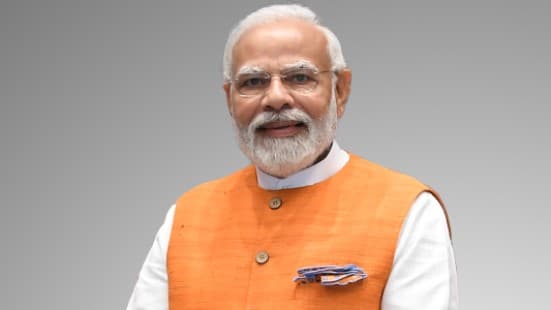 शिक्षा मंत्रालय का आदेश: स्कूलों में 2 अक्टूबर तक पीएम मोदी के बचपन से प्रेरित फिल्म दिखाएँ NA