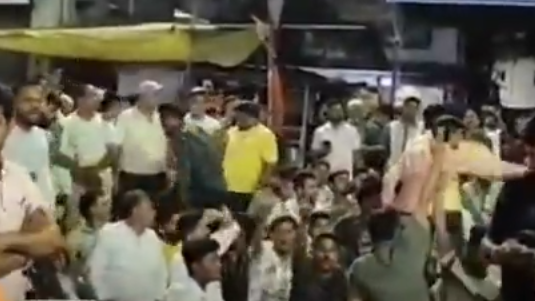 एमपी में बीजेपी नेताओं ने मुस्लिमों के बाद अब जैन समाज पर साधा निशाना? एमपी में बीजेपी नेताओं ने मुस्लिमों के बाद अब जैन समाज पर साधा निशाना?