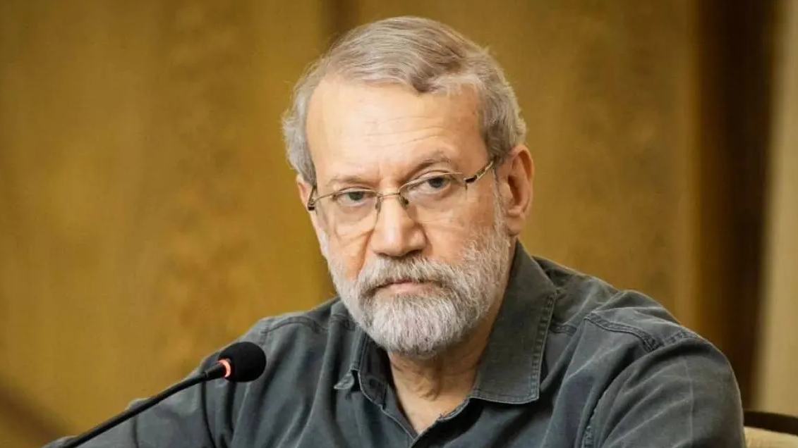 अली लारिजानी कौन? वह शख़्स जिनकी ताक़त इसराइल के ख़िलाफ़ युद्ध में बढ़ी अली लारिजानी कौन? वह शख़्स जिनकी ताक़त इसराइल के ख़िलाफ़ युद्ध में बढ़ी