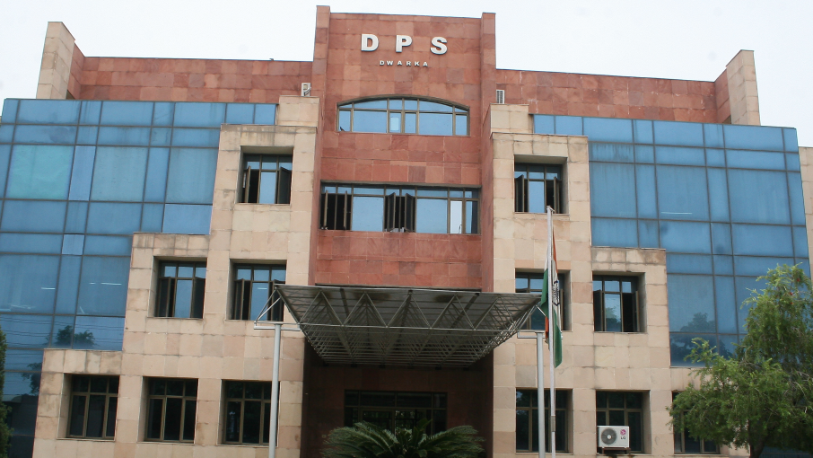 डीपीएस द्वारका की मनमानी अमानवीय, निजी स्कूल पैसे कमाने की मशीन: हाईकोर्ट डीपीएस द्वारका की मनमानी अमानवीय, निजी स्कूल पैसे कमाने की मशीन: हाईकोर्ट