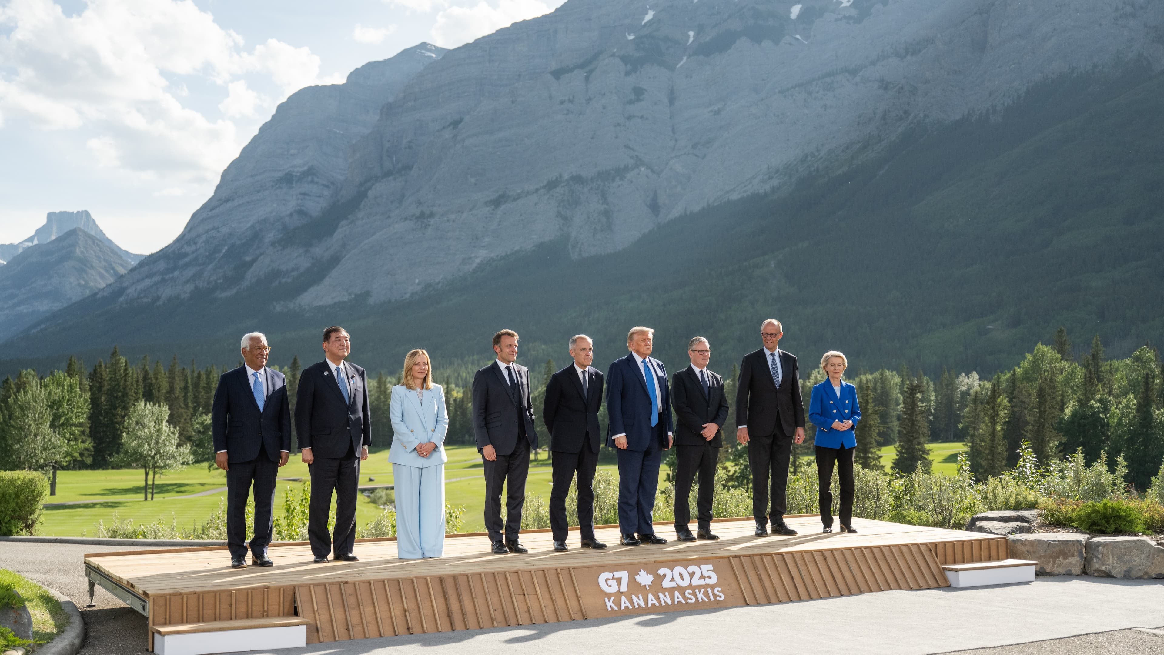 कनाडा में जी 7 में जुटे शीर्ष नेता G7 अपडेटः ट्रम्प ने सम्मेलन छोड़ा, मैक्रों को लताड़ा, ईरान के साथ युद्धविराम की बातें