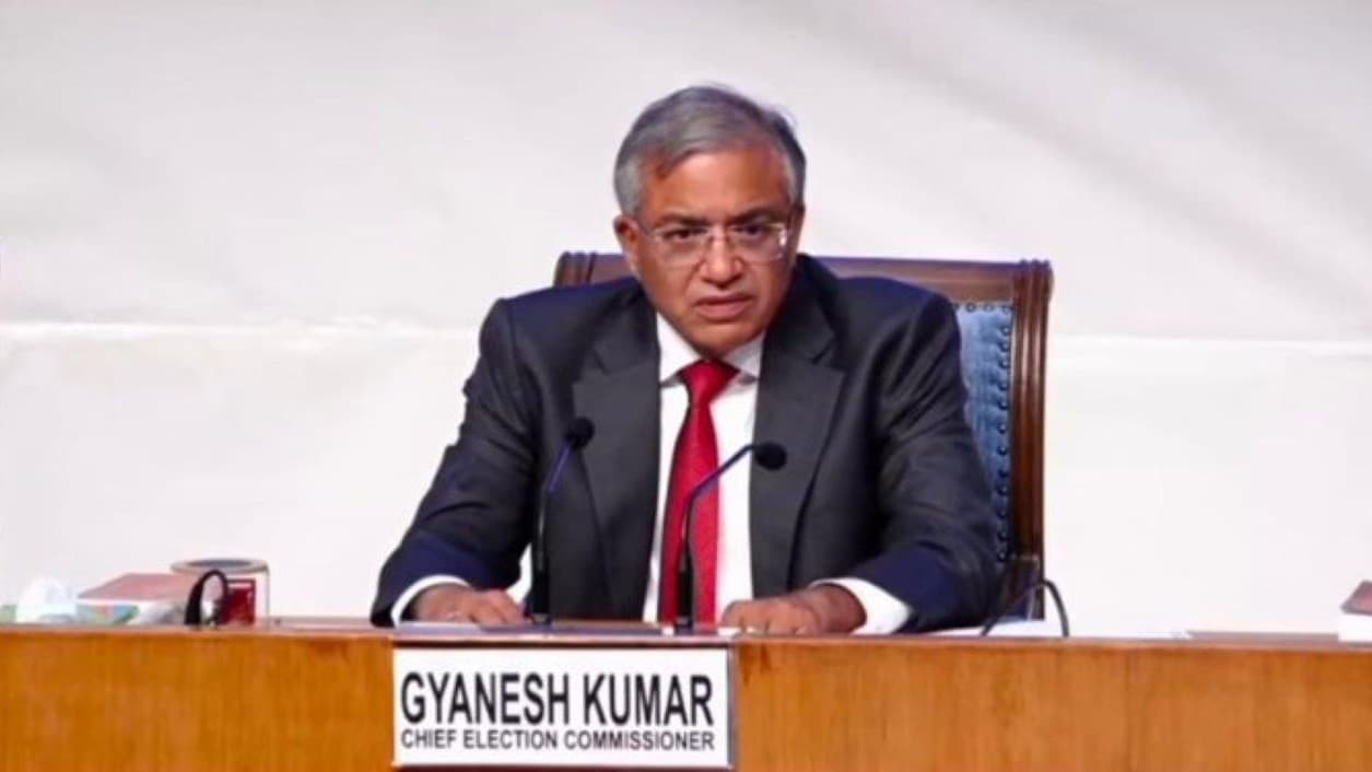 चुनाव आयोग की प्रेस कॉन्फ्रेंसः निशाने पर राहुल गांधी, 7 दिनों में हलफनामा दो या माफी मांगो चुनाव आयोग की प्रेस कॉन्फ्रेंसः निशाने पर राहुल गांधी, 7 दिनों में हलफनामा दो या माफी मांगो