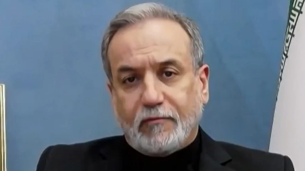 लारिजानी की हत्या से ईरान विचलित नहीं, हम जान देने से नहीं हिचकिचाते: अरागची लारिजानी की हत्या से ईरान विचलित नहीं, हम जान देने से नहीं हिचकिचाते: अरागची