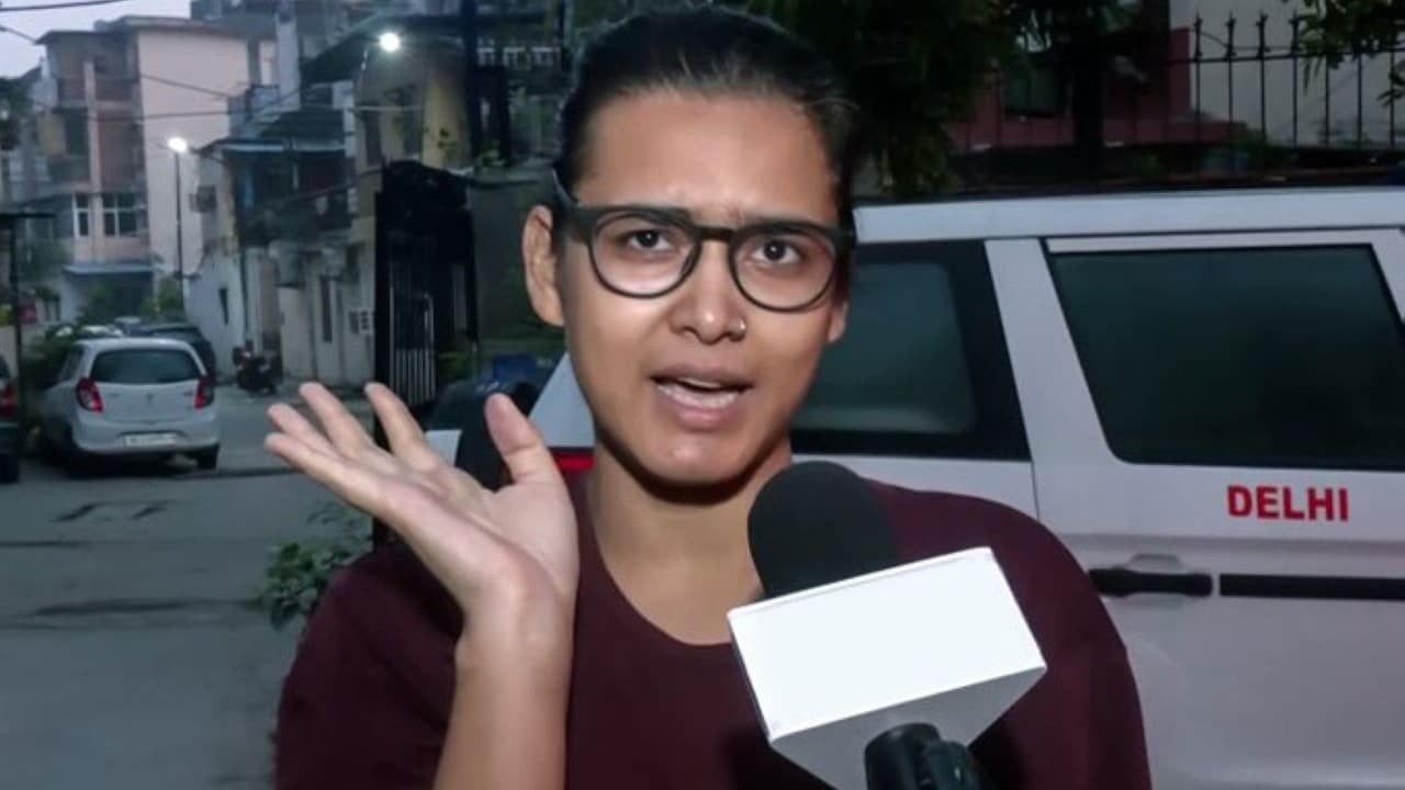 नेहा बोरा ने पुलिस नोटिस को दिल्ली हाईकोर्ट में चुनौती दी नेहा बोरा ने पुलिस नोटिस को दिल्ली हाईकोर्ट में चुनौती दी