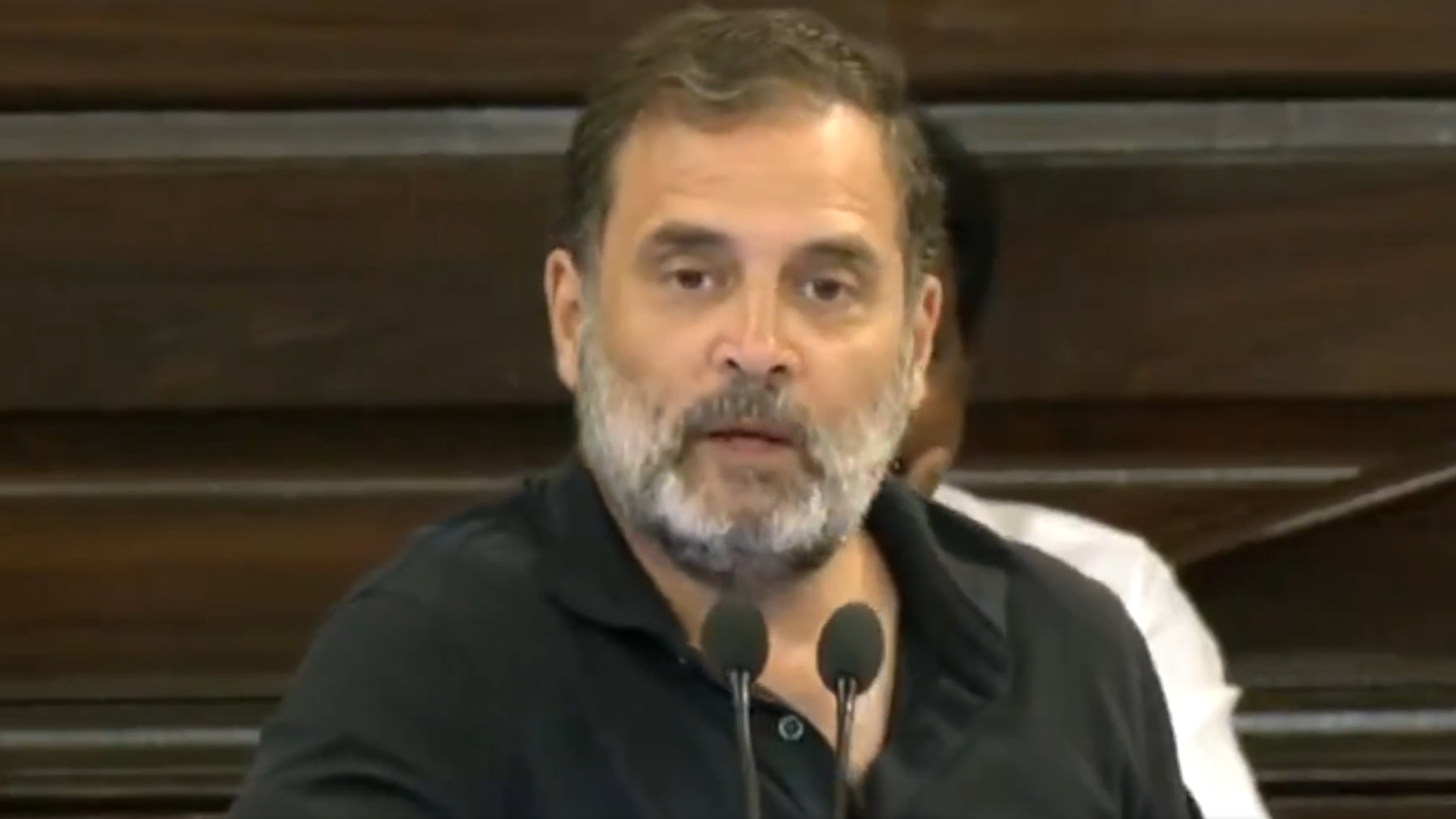 पुतिन से नेता विपक्ष राहुल गांधी की मुलाकात को क्यों रोक रही है मोदी सरकार पुतिन से नेता विपक्ष राहुल गांधी की मुलाकात को क्यों रोक रही है मोदी सरकार