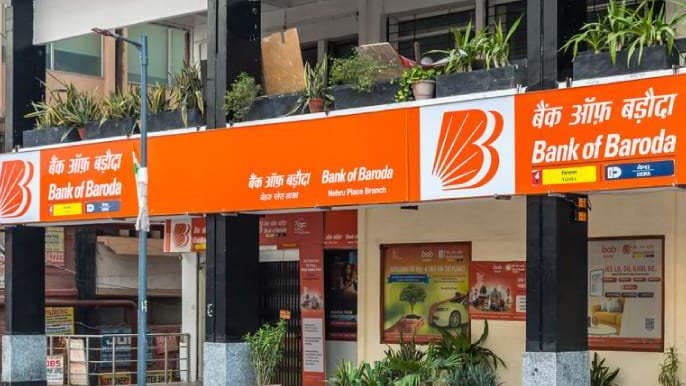 बैंक ऑफ बड़ौदा ने 35 हज़ार करोड़ के लोन बट्टे खाते में डाले, डिफॉल्टरों के नाम बताने से इनकार: मनीलाइफ बैंक ऑफ बड़ौदा ने 35 हज़ार करोड़ के लोन बट्टे खाते में डाले, डिफॉल्टरों के नाम बताने से इनकार: मनीलाइफ