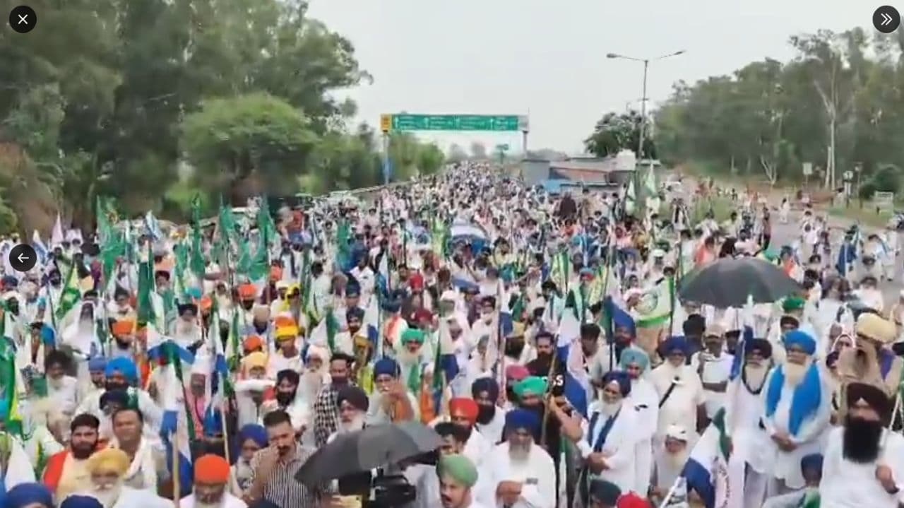 पंजाब-हरियाणा के किसानों को दिल्ली आने से रोका गया, बॉर्डर सील, पुलिस हाई अलर्ट पर पंजाब-हरियाणा के किसानों को दिल्ली आने से रोका गया, बॉर्डर सील, पुलिस हाई अलर्ट पर