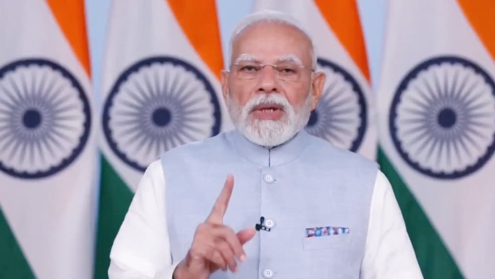 GST बचत उत्सव की बखिया उधेड़ी कांग्रेस ने- '₹55 लाख करोड़ वसूले, ₹2.5 लाख करोड़ की वापसी' GST बचत उत्सव की बखिया उधेड़ी कांग्रेस ने- '₹55 लाख करोड़ वसूले, ₹2.5 लाख करोड़ की वापसी'