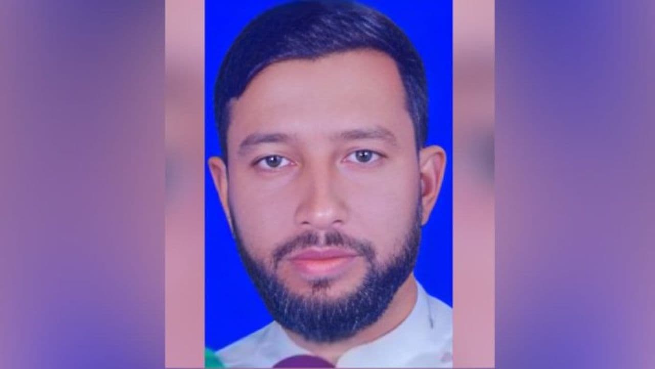 बांग्लादेश में एक और युवा नेता को गोली मारी, हिंसक प्रदर्शन, तनाव बढ़ा, हसीना का बयान बांग्लादेश में एक और युवा नेता को गोली मारी, हिंसक प्रदर्शन, तनाव बढ़ा, हसीना का बयान