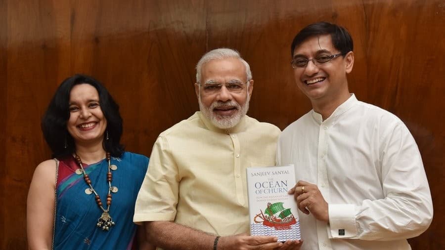 पीएम मोदी के सलाहकार ने न्यायपालिका पर हमला बोला, लेकिन वो पहले शख्स नहीं पीएम मोदी के सलाहकार ने न्यायपालिका पर हमला बोला, लेकिन वो पहले शख्स नहीं