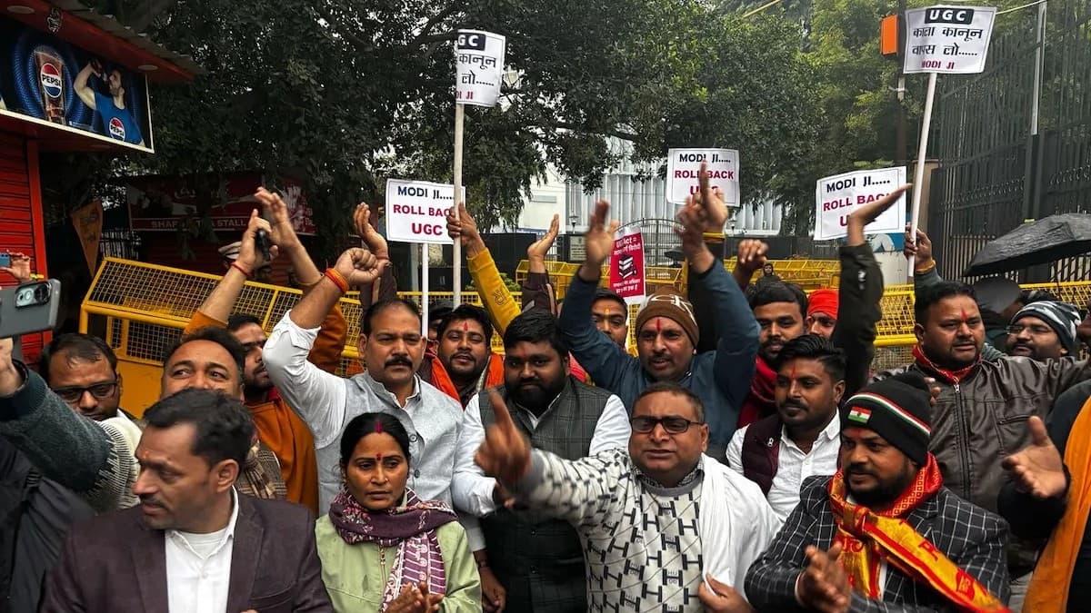 क्रान्ति उन्होंने की, जो ब्राह्मणवाद वाली बुद्धि से नहीं चले! क्रान्ति उन्होंने की, जो ब्राह्मणवाद वाली बुद्धि से नहीं चले!