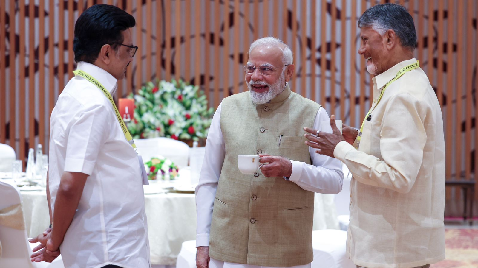 नीति आयोग बैठक से 3 विपक्षी सीएम रहे दूर, दक्षिणी राज्यों ने संघवाद पर दिया जोर नीति आयोग बैठक से 3 विपक्षी सीएम रहे दूर, दक्षिणी राज्यों ने संघवाद पर दिया जोर