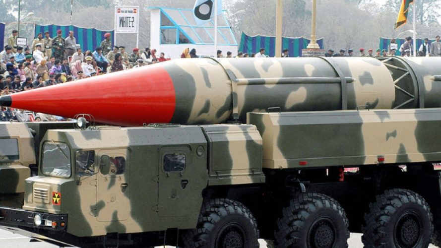 पाक बना रहा अमेरिका तक मार करने वाली परमाणु बैलिस्टिक मिसाइल: रिपोर्ट पाक बना रहा अमेरिका तक मार करने वाली परमाणु बैलिस्टिक मिसाइल: रिपोर्ट