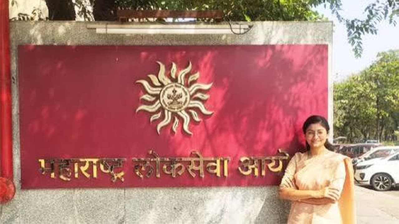 महाराष्ट्र में पेपर लीक की पुष्टिः ड्रग इंस्पेक्टर रिक्रूटमेंट चयन की पूरी प्रक्रिया रद्द महाराष्ट्र में पेपर लीक की पुष्टिः ड्रग इंस्पेक्टर रिक्रूटमेंट चयन की पूरी प्रक्रिया रद्द