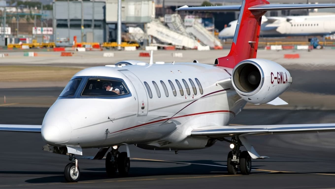 अजित पवार वाले प्लेन क्रैश से दो साल पहले भी हुआ था Learjet 45 विमान क्रैश अजित पवार वाले प्लेन क्रैश से दो साल पहले भी हुआ था Learjet 45 विमान क्रैश