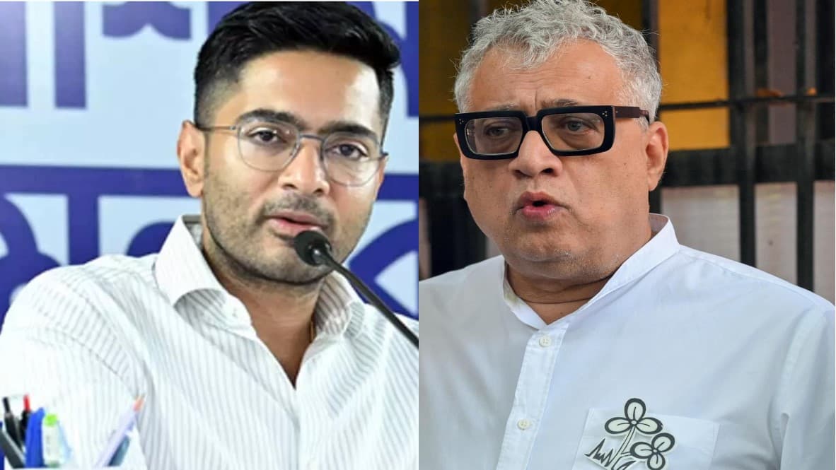 अभिषेक, डेरेक ओब्रायन पर होर्डिंग विवाद में FIR, काम में बाधा डालने का पुलिस का आरोप अभिषेक, डेरेक ओब्रायन पर होर्डिंग विवाद में FIR, काम में बाधा डालने का पुलिस का आरोप