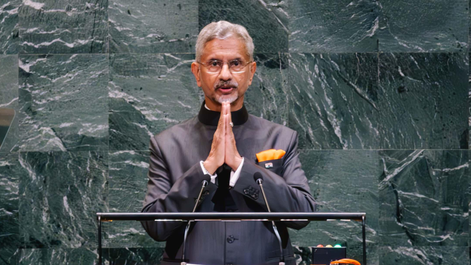 दो देशों में मध्यस्थता कराना क्या दलाली है... जयशंकर घिरे- 'पापा की यूक्रेन वॉर याद दिलाई' दो देशों में मध्यस्थता कराना क्या दलाली है... जयशंकर घिरे- 'पापा की यूक्रेन वॉर याद दिलाई'